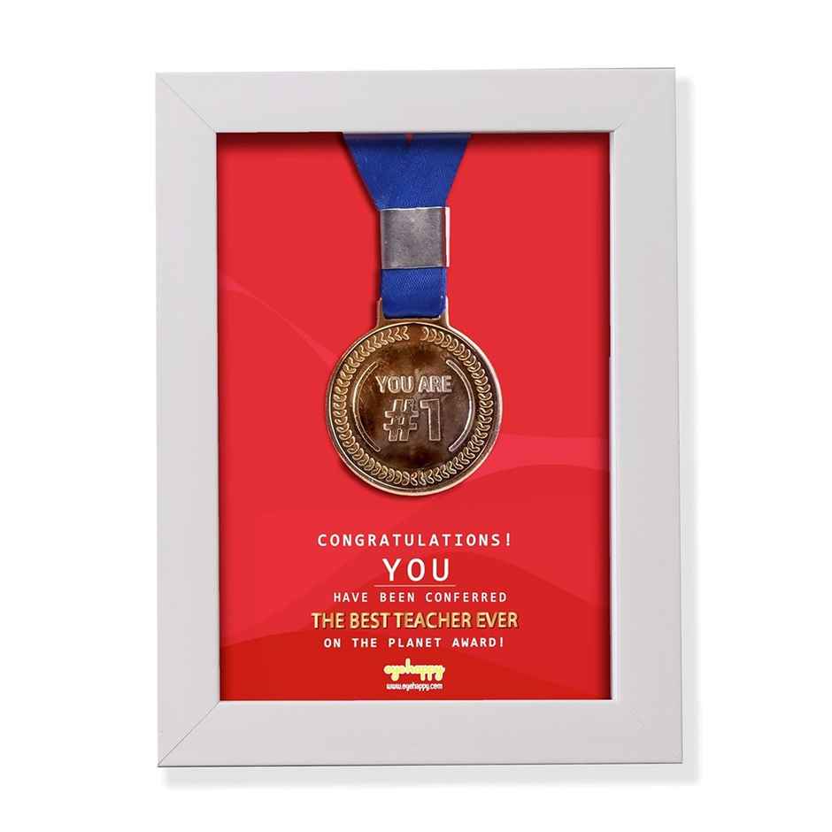 Happy Mail Appreciation Medal Frame For Father's Day Gifting