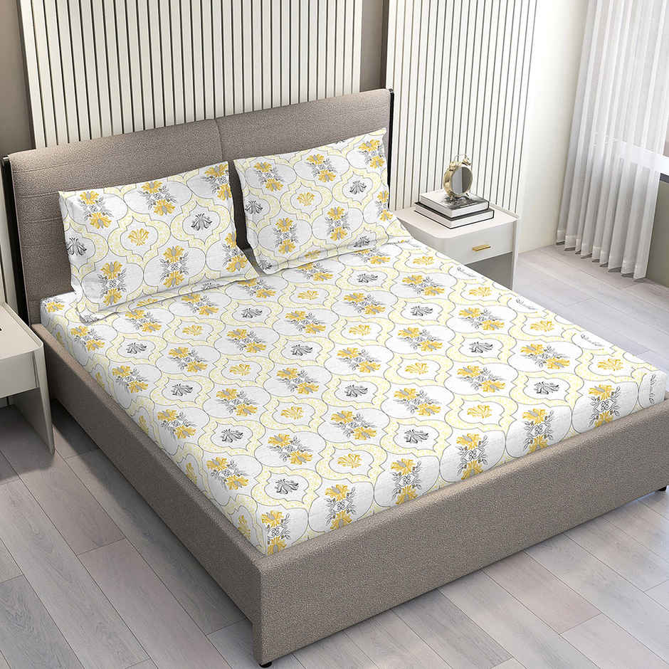 Layers Aura 110 GSM Yellow & White Double Bedsheet with 2 Pillow Covers