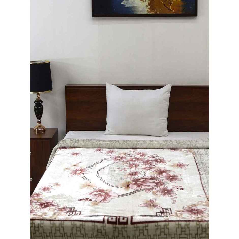 Signature 570 Gsm Polyester Beige & White Heavy Winter Super Soft Single Bed Mink Blanket