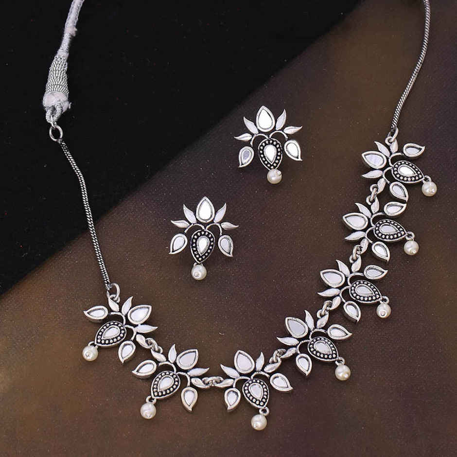 Voylla Amaira Mirror Details Necklace Set