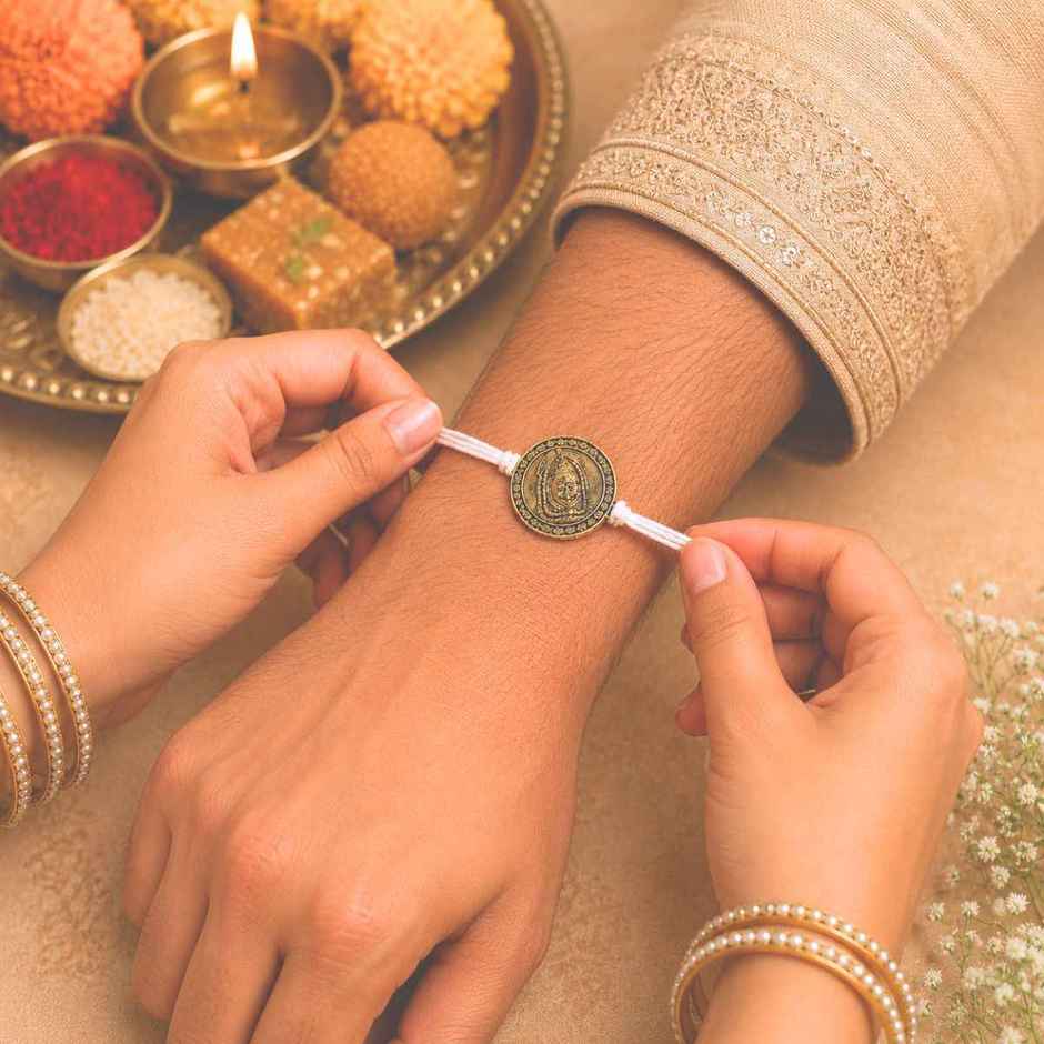 VAMA Siddh Mahamrityunjay Rakhi | Temple Energised for Your Brother's Healthy and Long Life