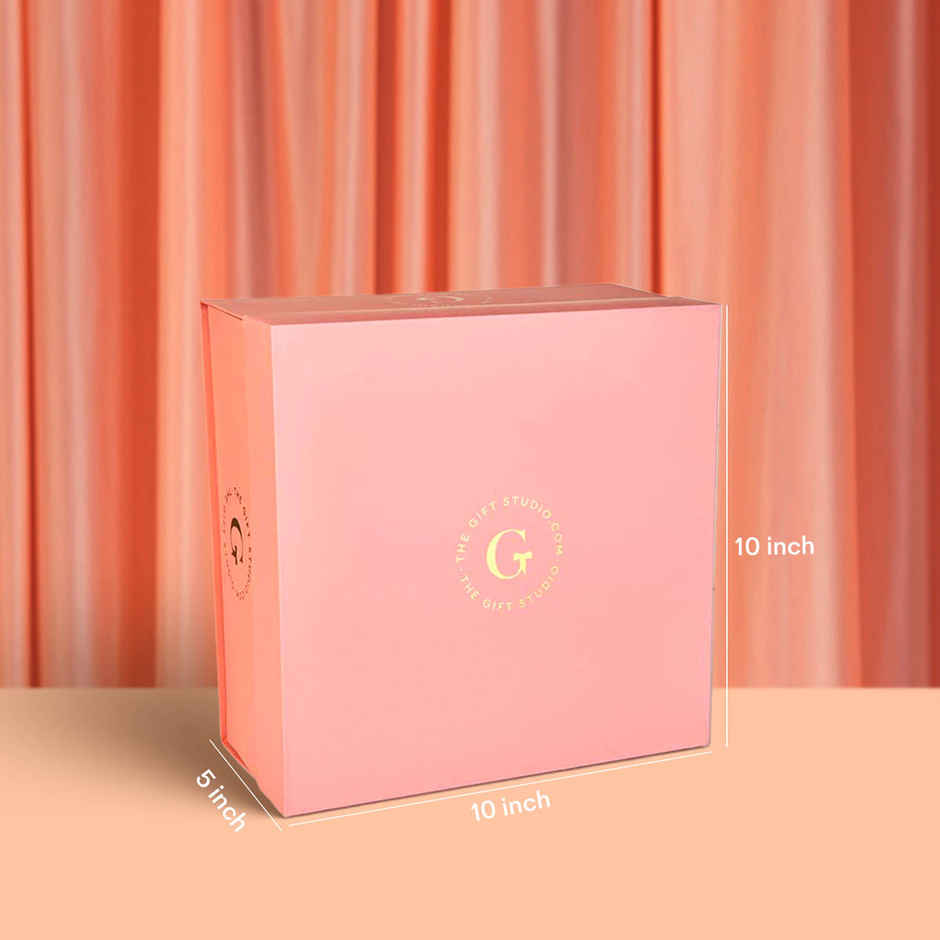 The Gift Studio Seal with Kiss | Gift Hampers