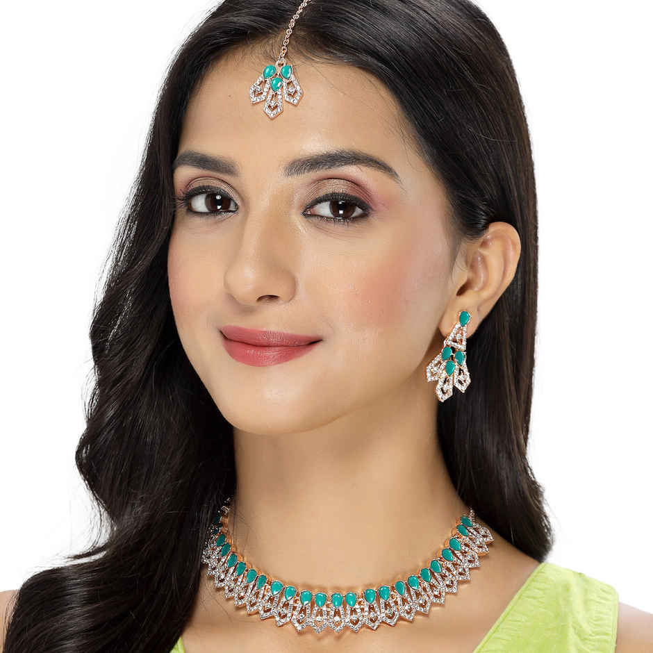 Sukkhi Fierce Gold Plated Green Kundan & Beads Studded Choker Necklace Set