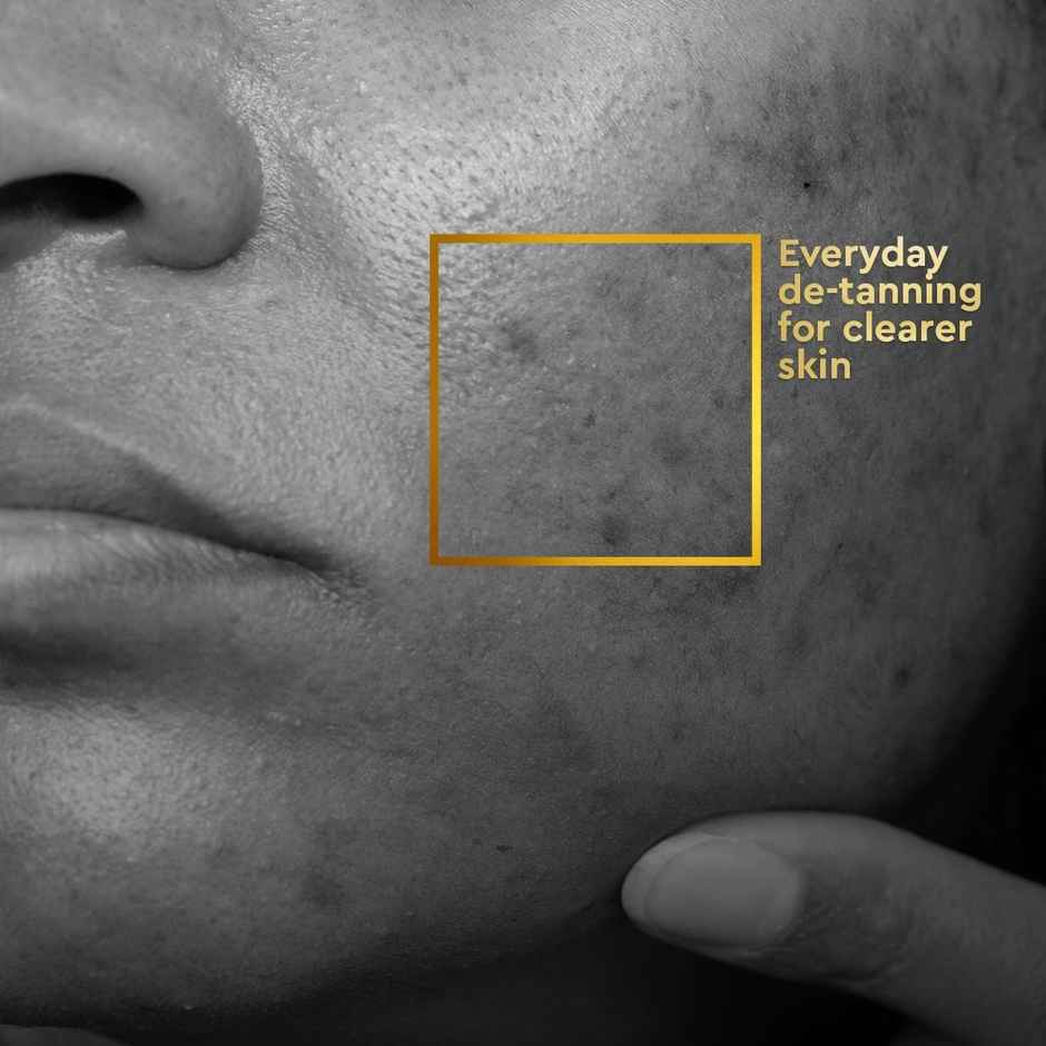 VLCC Clinic Skin Clarifying De-Tan Face Wash Tube