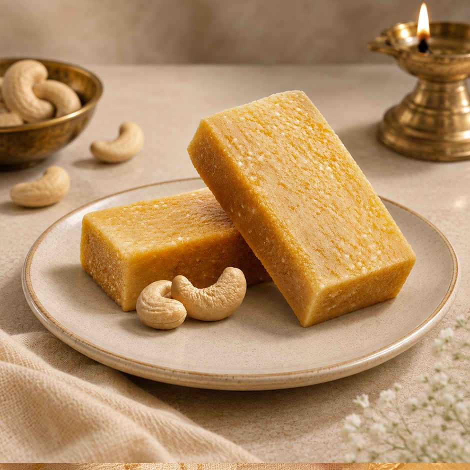 Bolas Kaju Ghee Mysore Pak