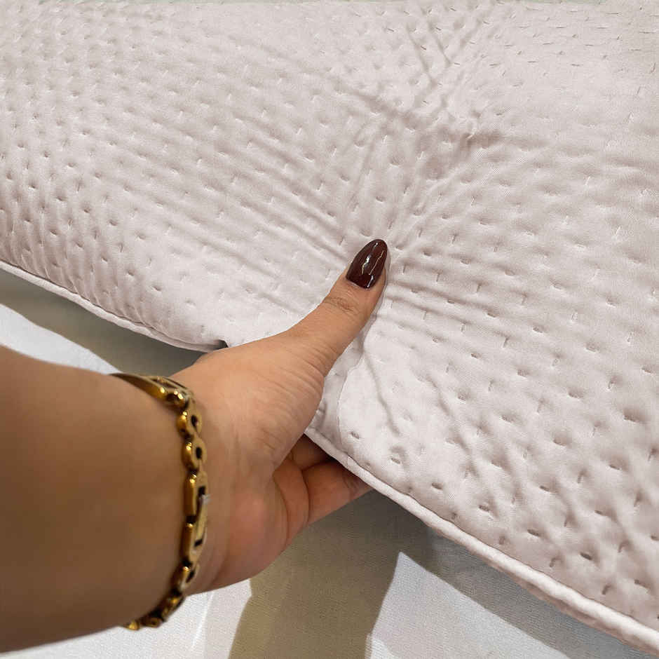 Sassoon Laika Microfiber Quilted Pillow (Beige)