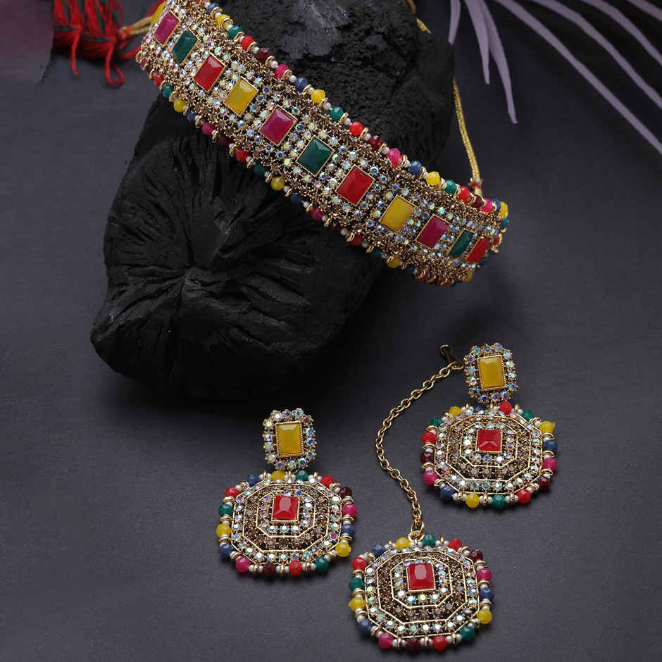 Sukkhi Exquisite Gold Plated Multi Kundan & Beads Studded Collar Necklace Set