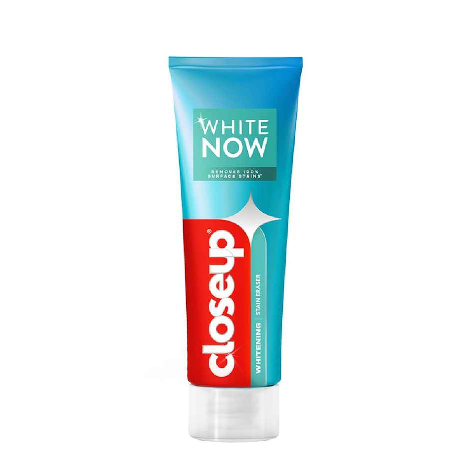 Closeup White Now Stain Eraser Toothpaste