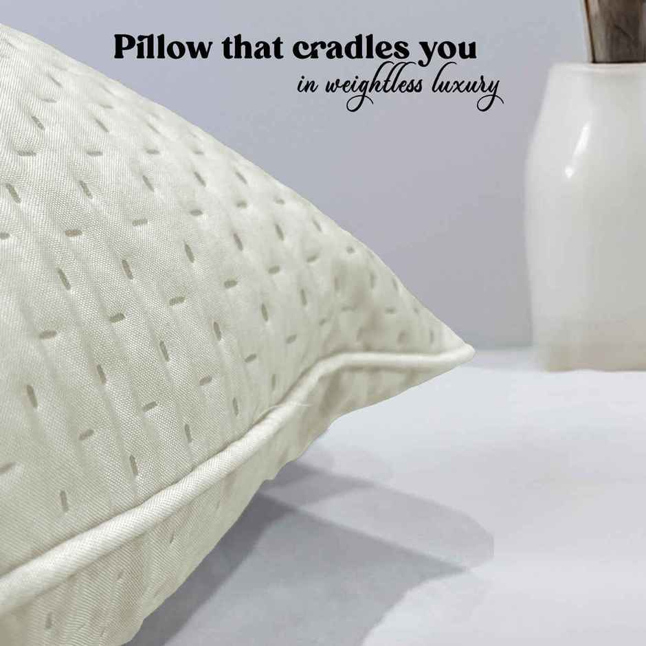 Sassoon Laika Microfiber Quilted Pillow (Green)