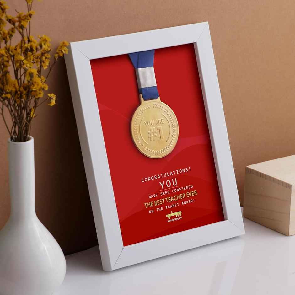 Happy Mail Appreciation Medal Frame For Father's Day Gifting