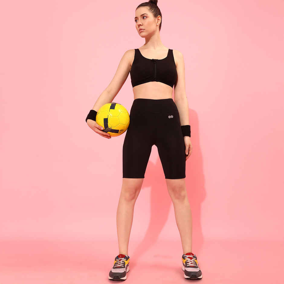 Clovia Snug Fit High-Rise Active Shorts (Black - L)