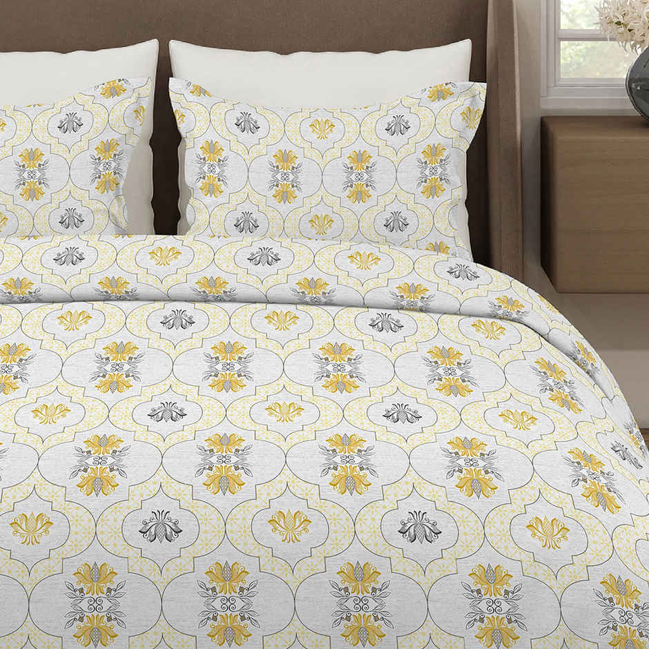 Layers Aura 110 GSM Yellow & White Double Bedsheet with 2 Pillow Covers