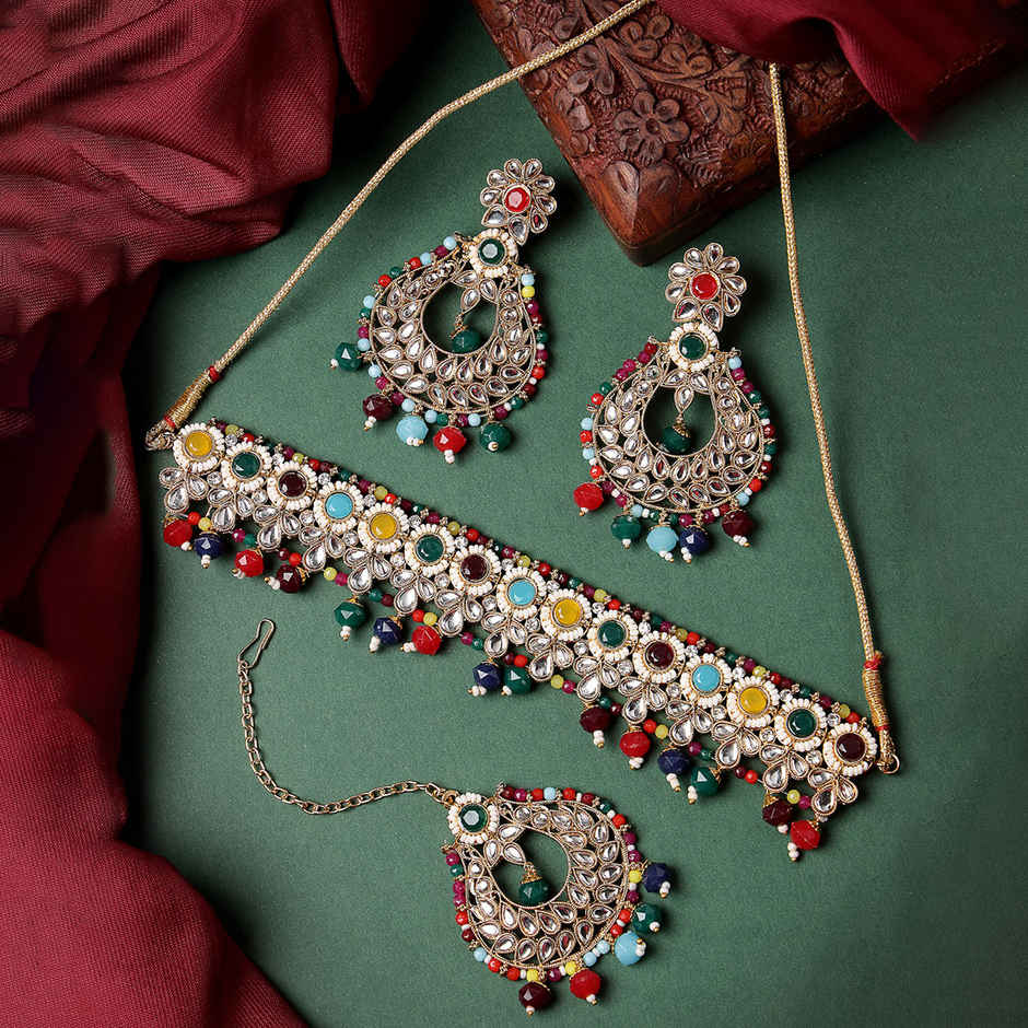 Sukkhi Fashionable Gold Plated Multi Kundan & Beads Studded Collar Necklace Set
