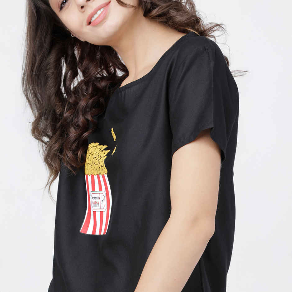 Tokyo Talkies Women's Graphic Printed Round Neck T-Shirt | Black and Red - L