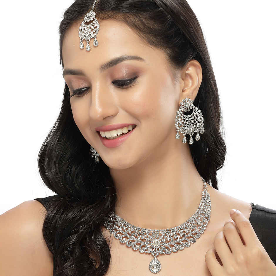 Sukkhi Desirable Rhodium Plated Silver Stone Studded Floral Choker Necklace Set