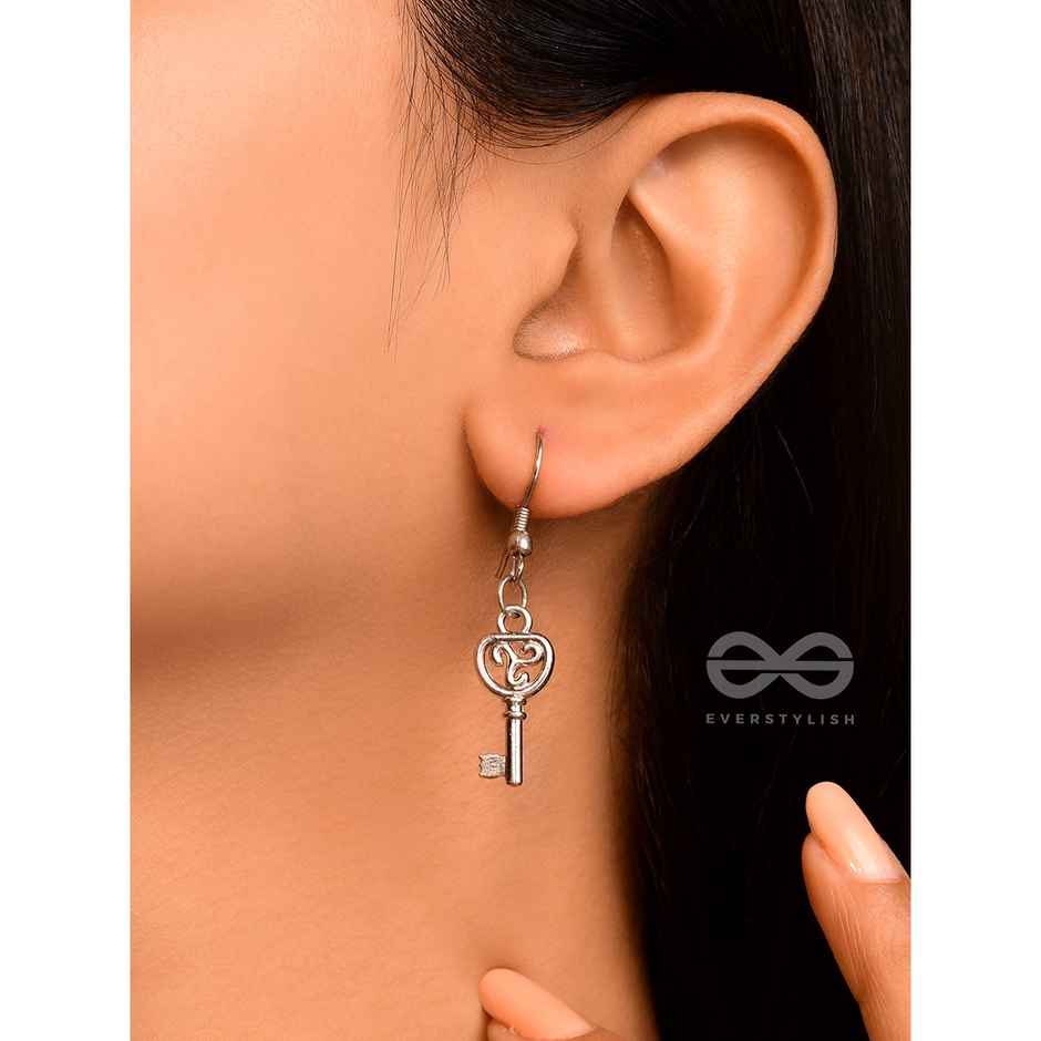 Everstylish Locke & Key- Silver Earrings