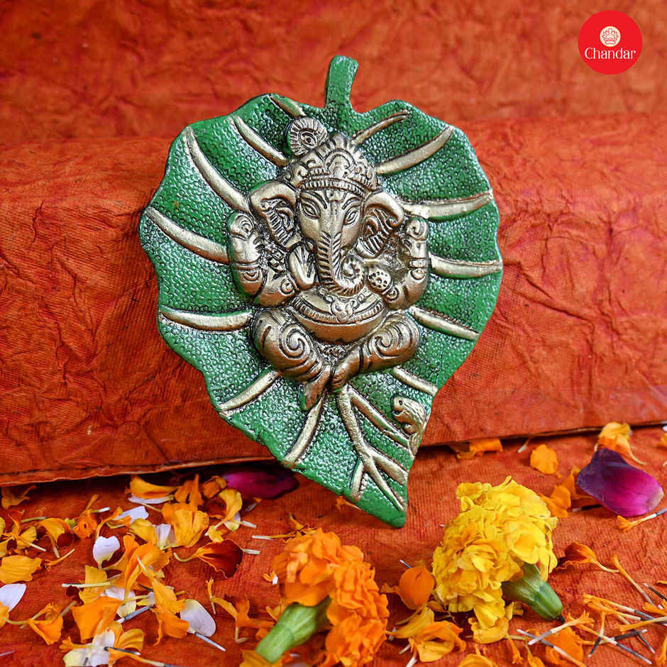 Chandar Peepal Patta Wall Hanging Oxidised 13X9X2 Cm