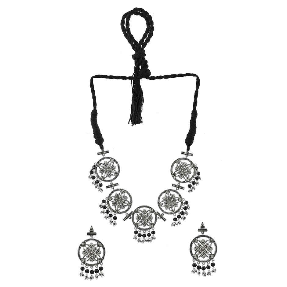 Voylla Nrityotsava Gauri Choker Necklace Set