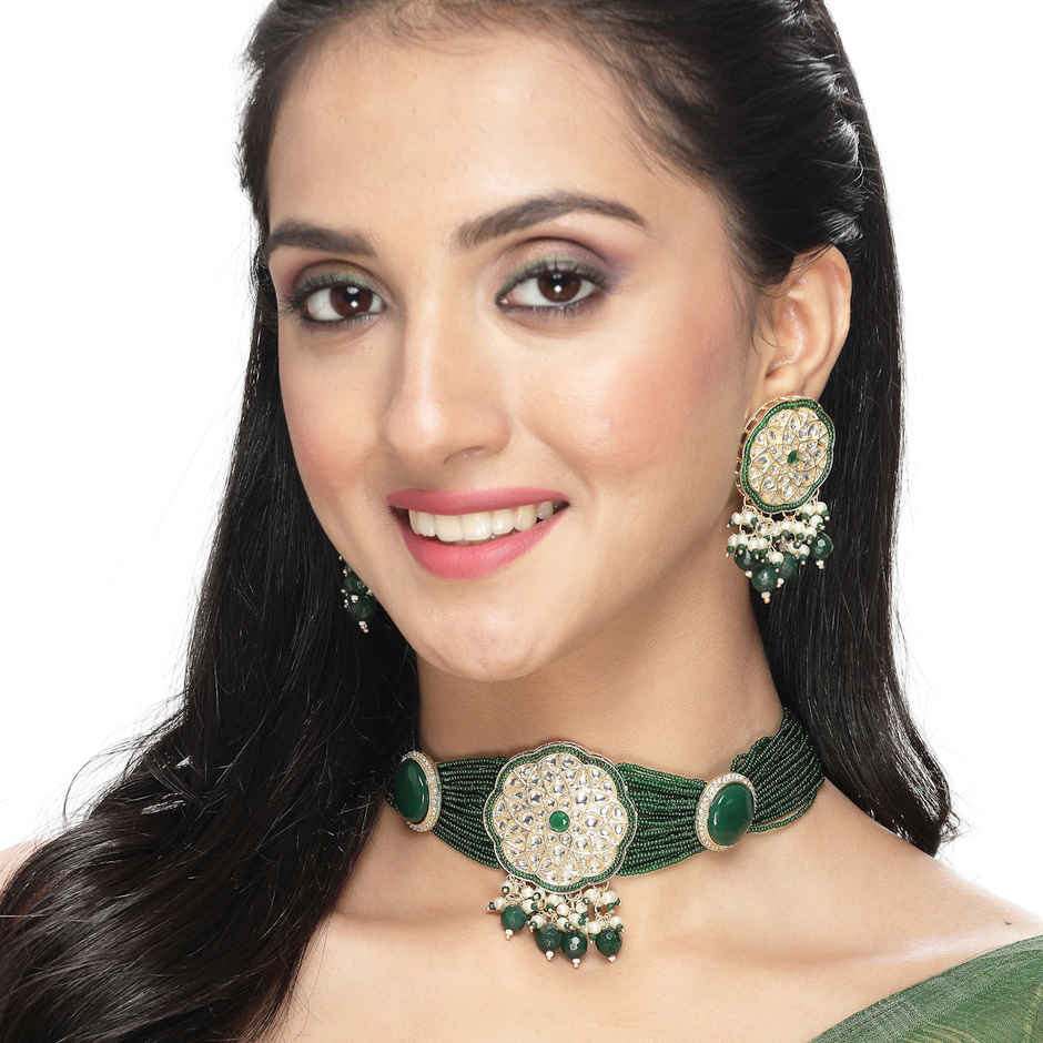Sukkhi Wondrous Gold Plated Green Kundan & Beads Studded Choker Necklace Set