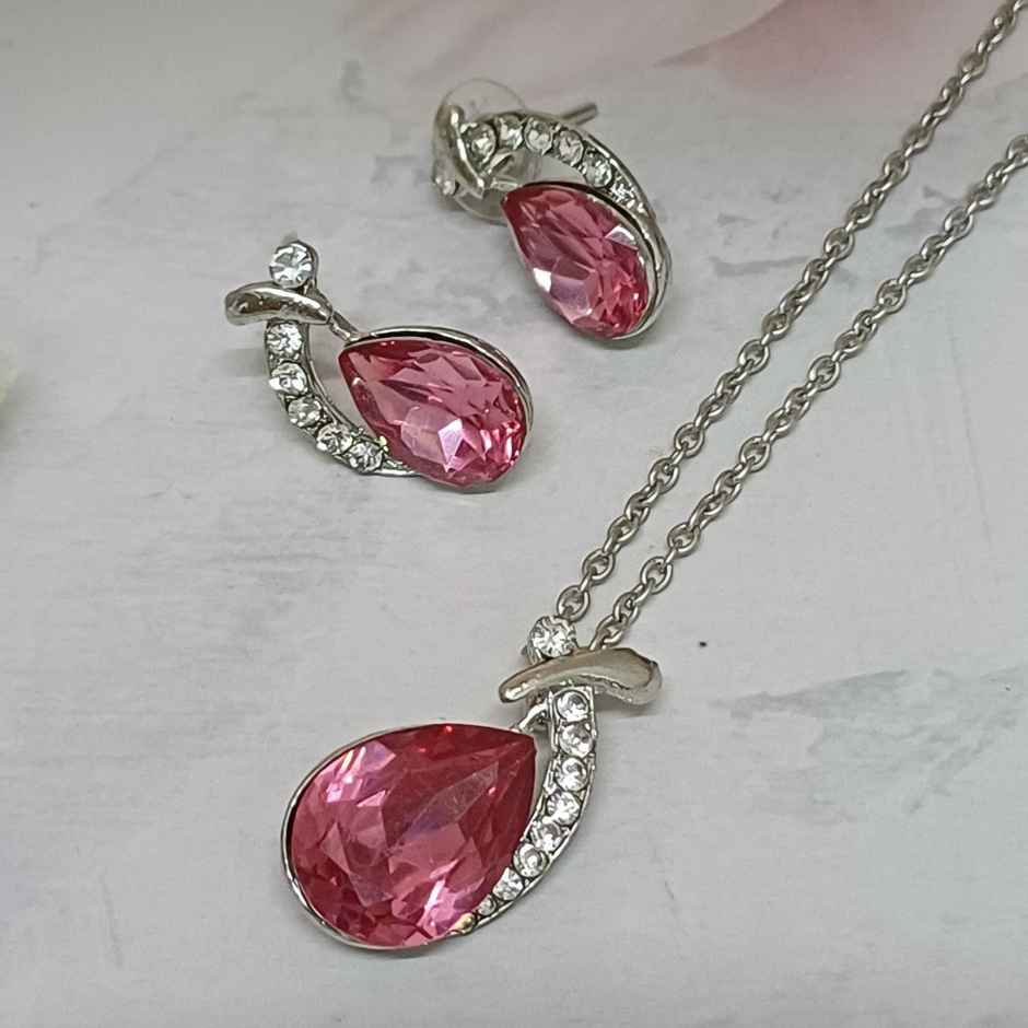 Pink Diamond set (Pendant Chain+Earring)