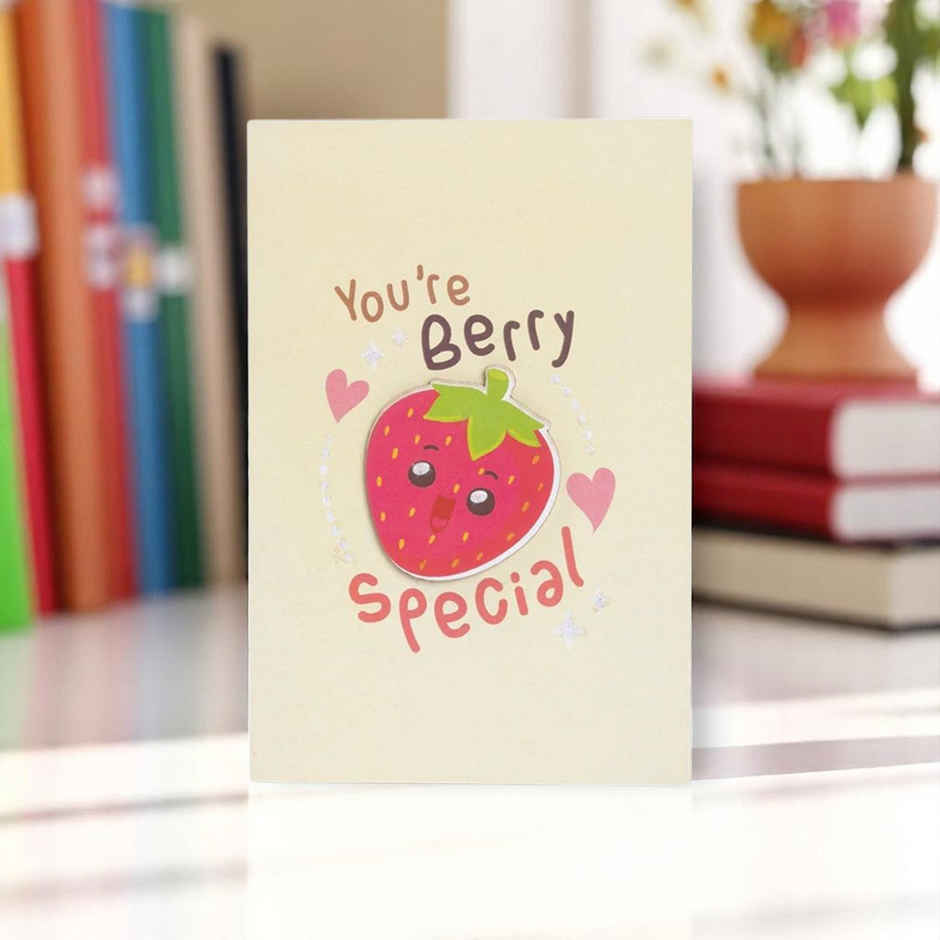 Itsy Bitsy 3d Greeting Card & Envelope Berry Special 4 x 6 Inch Approx 2 Pc Lb