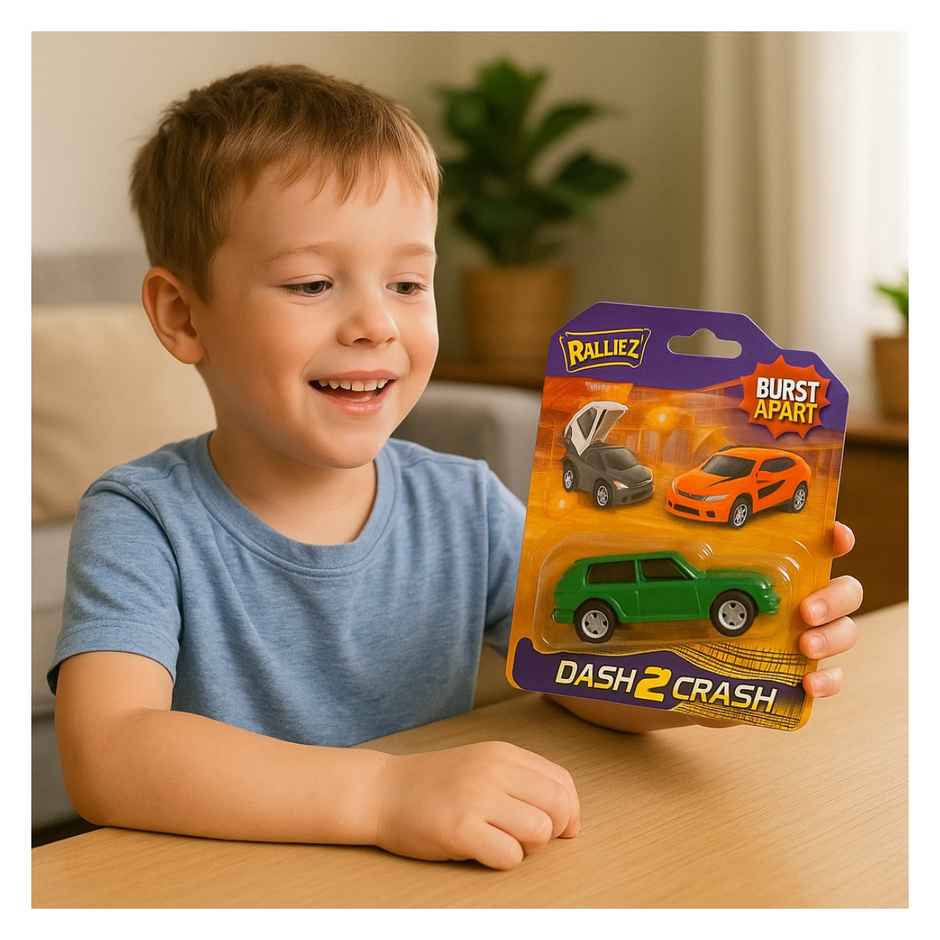 Hamleys RALLEYZ Dash 2 Crash Military Truck Toy for Kids | Green Die Cast Vehicle