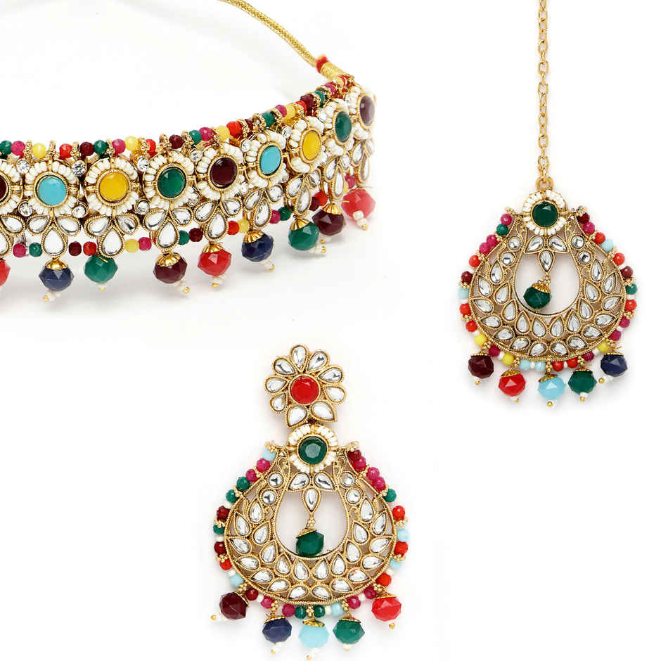 Sukkhi Fashionable Gold Plated Multi Kundan & Beads Studded Collar Necklace Set