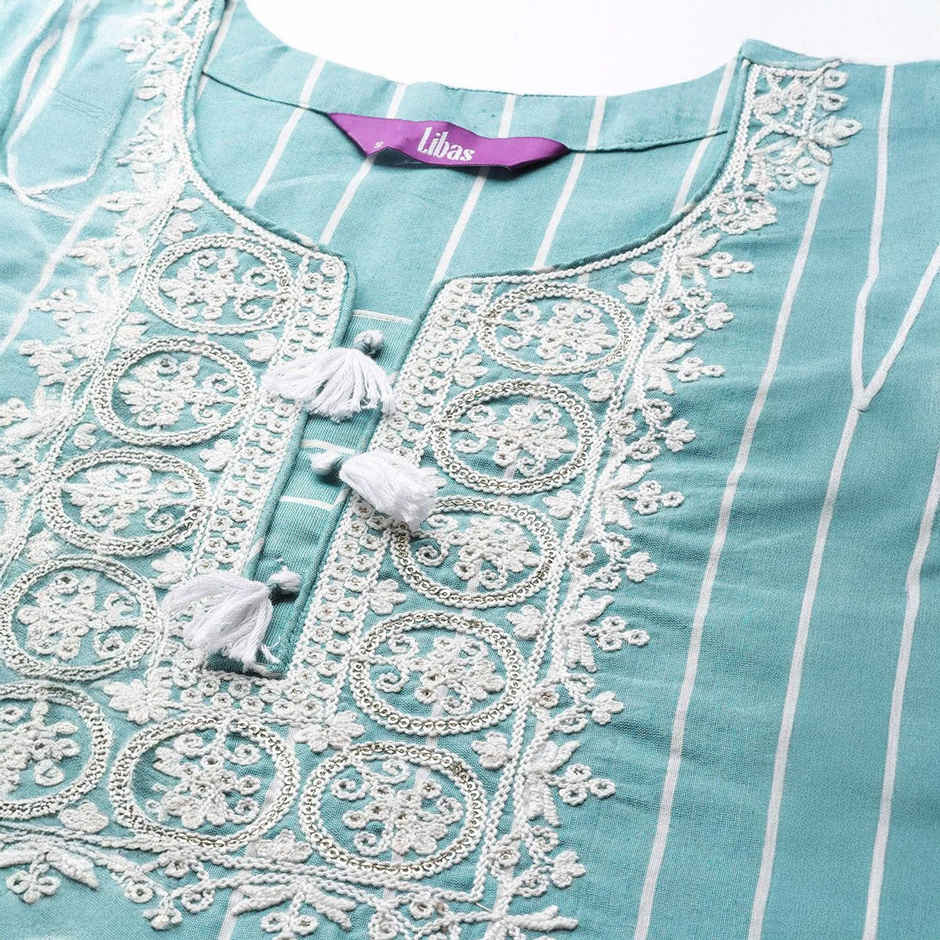 Libas Women Blue Cotton Embroidered Yoke Straight Kurta - 23637Om