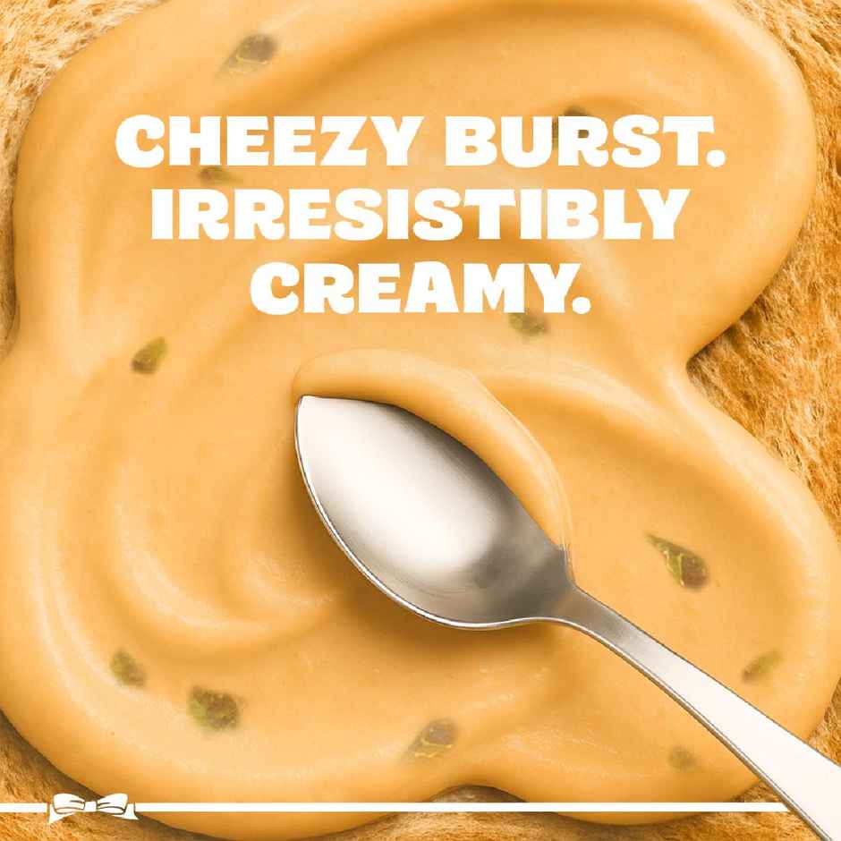 Hellmann's Cheezy Jalapeno Burst Mayo