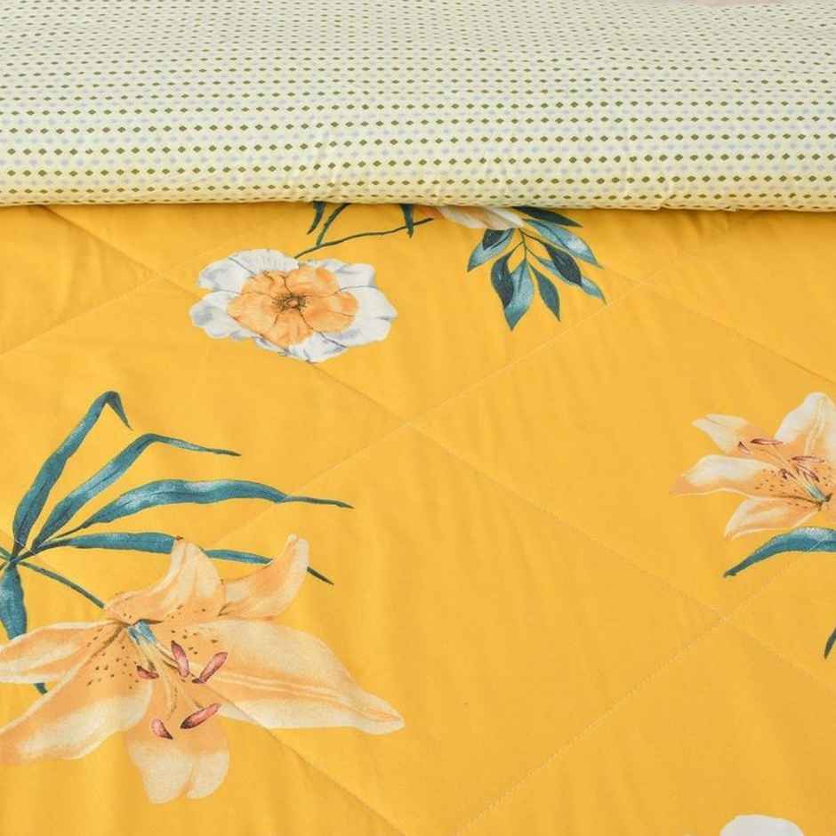 Florida Rose AC Double Bed Comforter | Mustard
