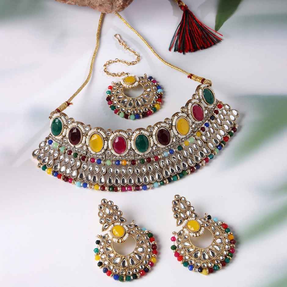 Sukkhi Trendstting Gold Plated Multi Kundan & Beads Studded Choker Necklace Set