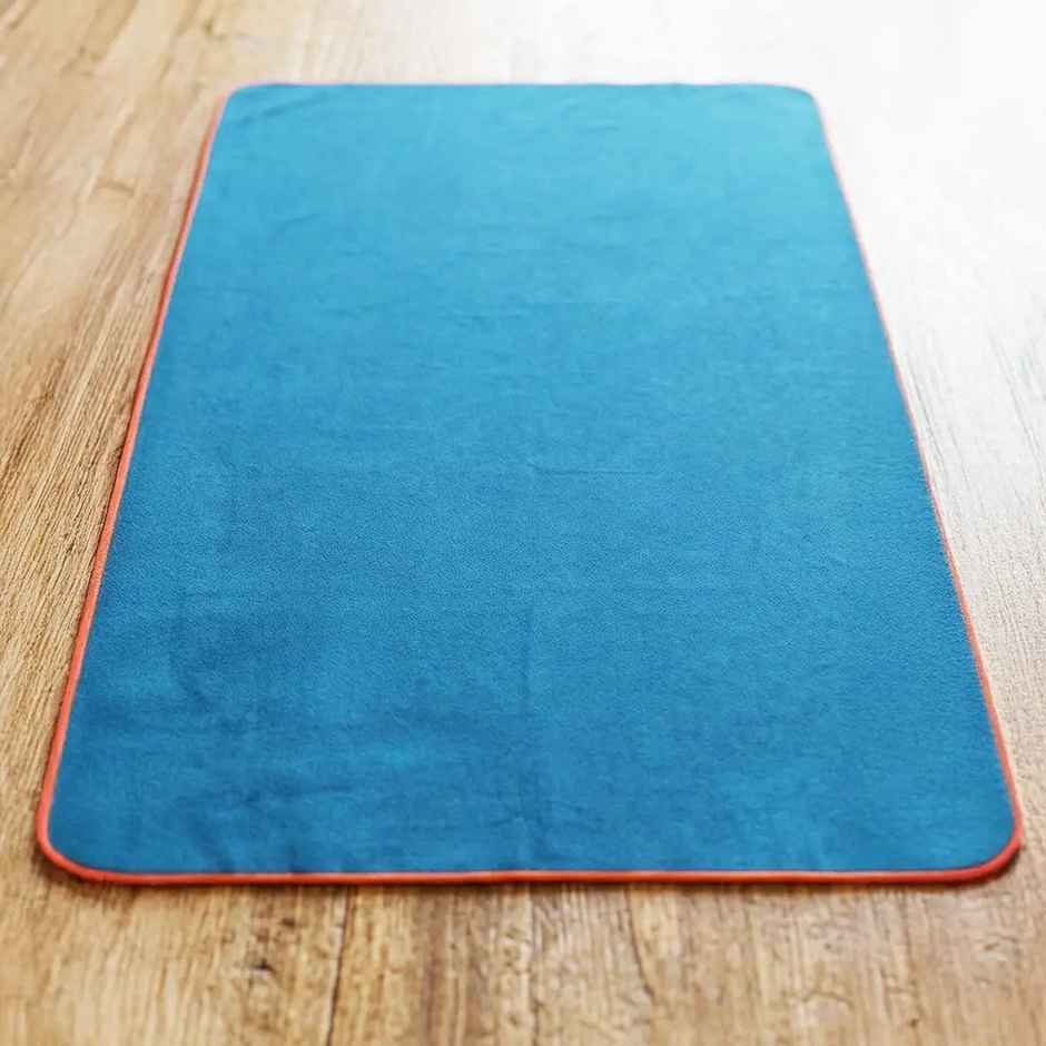 Decathlon Nabaiji Microfiber Quickdry 200 GSM Towel | Petrol Blue | M | 32 x 52 in