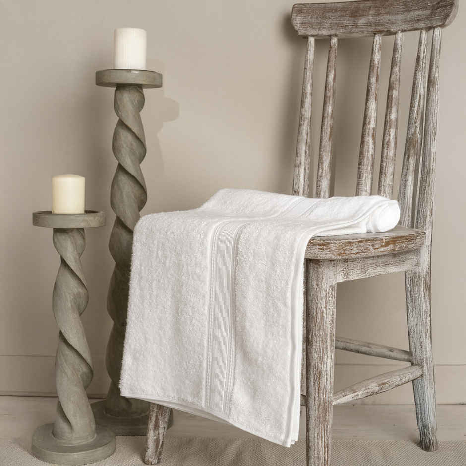 DDECOR Ecofriendly 70% Bamboo 30% Cotton Super Soft 650 GSM Solid Sustainable Bath Towel - White