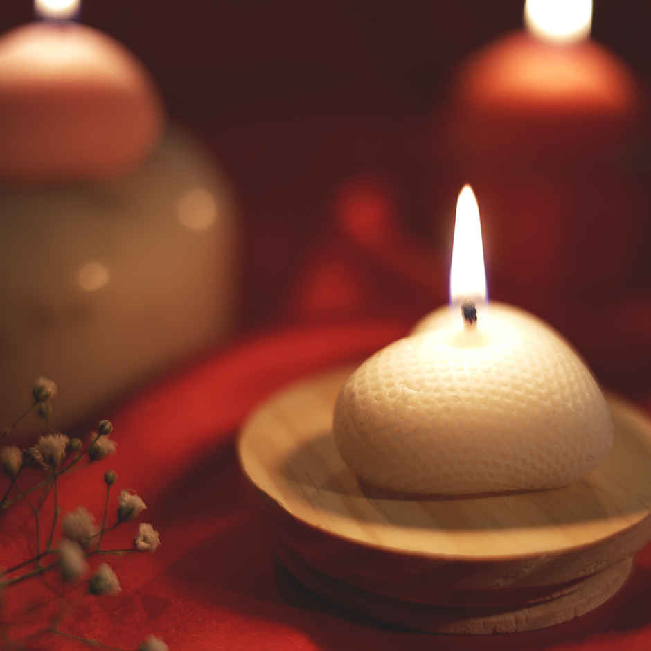 Heart Shaped Love Candle | Oye Happy