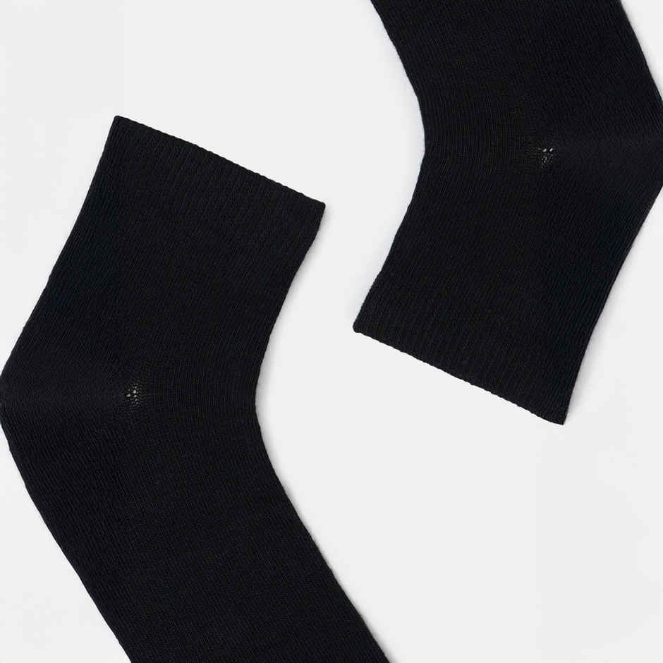 Jockey Unisex Solid Cotton, Nylon and Elastane Ankle Length Socks | Black | 11 - 12 years