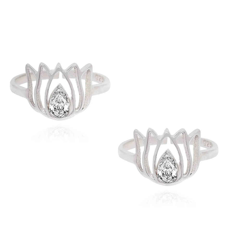 Unniyarcha 925 Sterling Silver Lotus Toe Ring