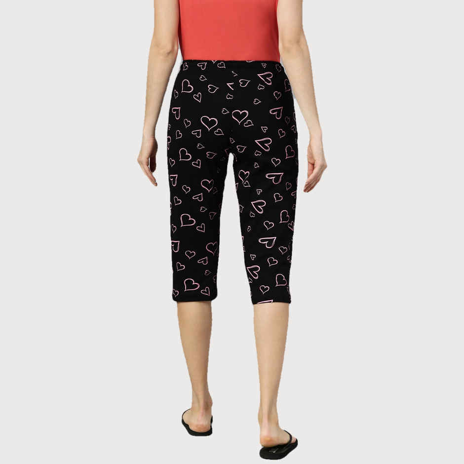 Kryptic Women's Pure Cotton Heart Printed Capri | Black - M