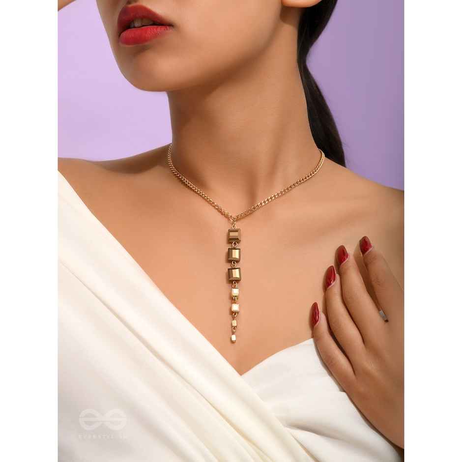 Everstylish Drop Dead Gorgeous Golden Embellished Necklace With Anti-tarnish Coating