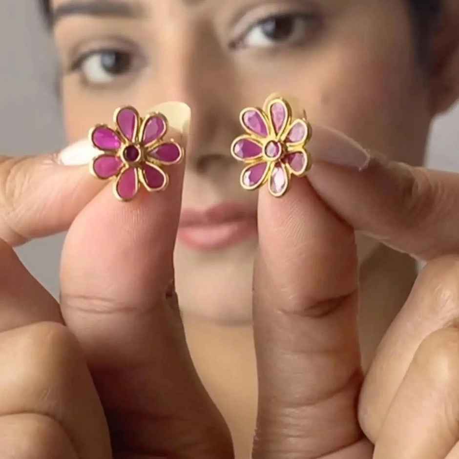 Unniyarcha Sweet Flower Earrings