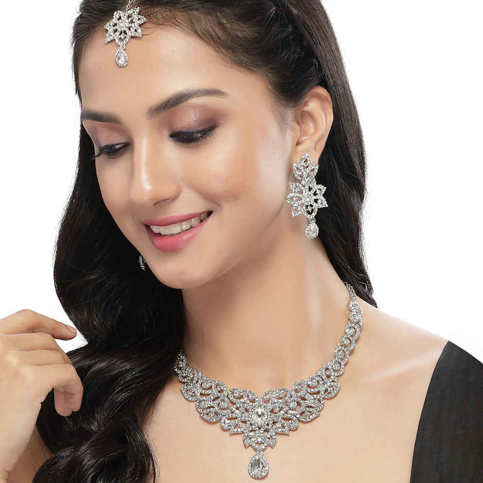 Sukkhi Gracious Rhodium Plated Silver Stone Studded Choker Necklace Set
