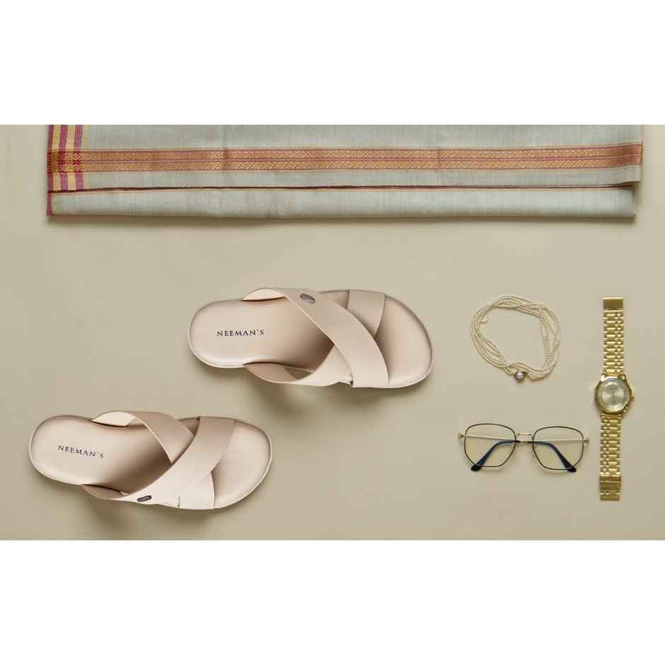 Neeman's Men's The Minimals Flips | Ivory - UK 7