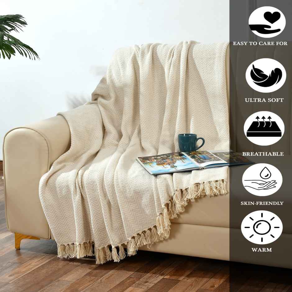 Sashaa World Chevron Sofa Throw With Tassels