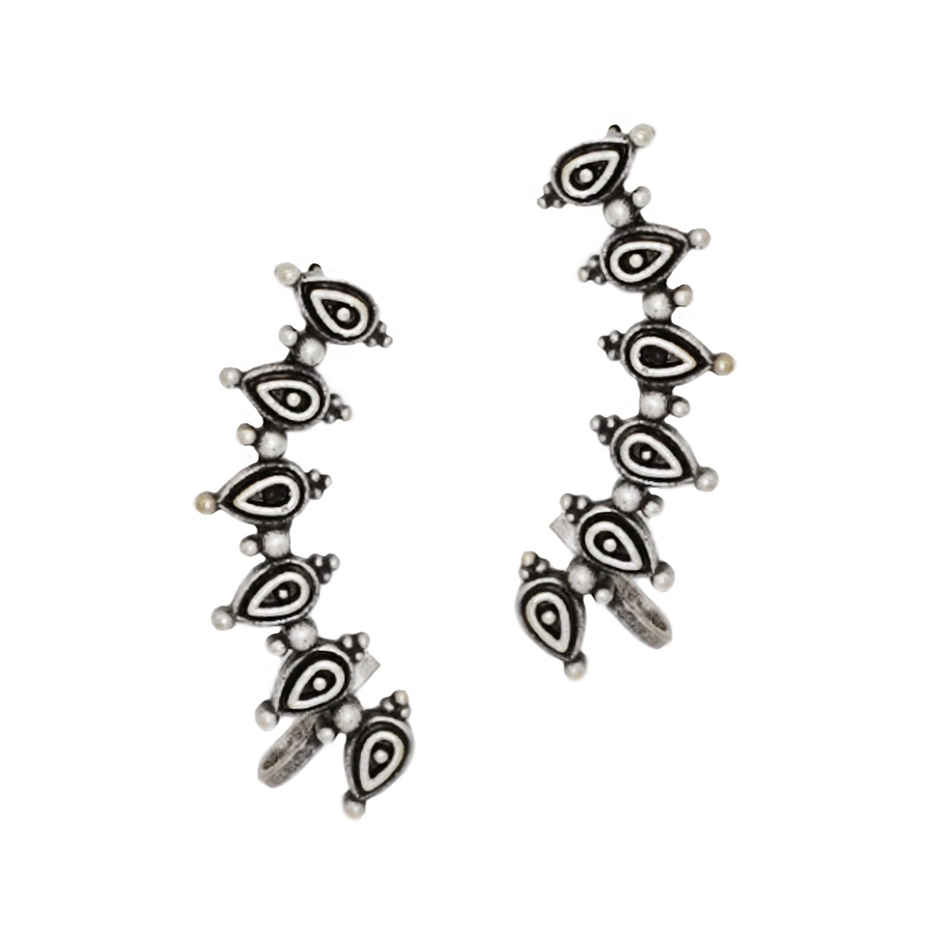 Teejh Miraan Silver Oxidised Earcuff