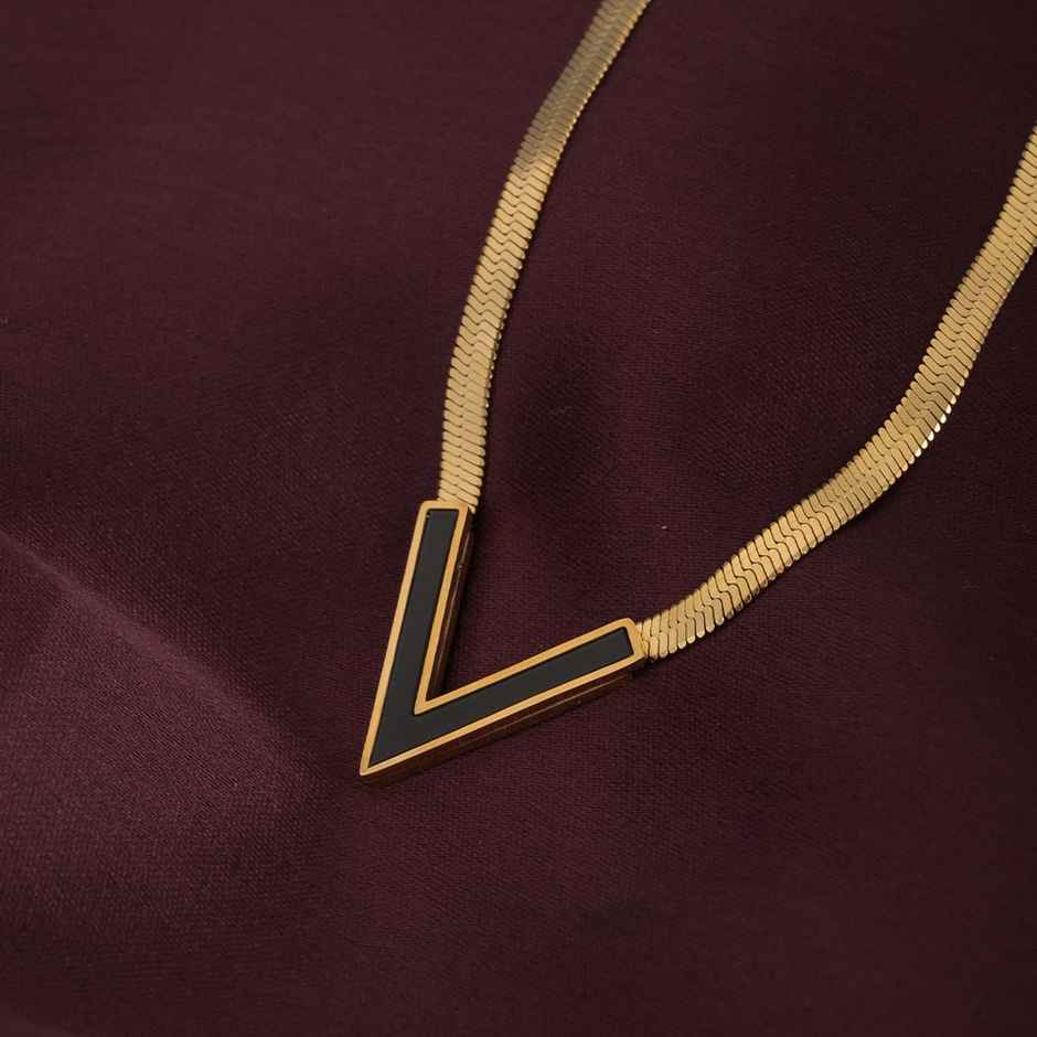 Palmonas Black Vixen Necklace For Womens | Waterproof And Anti-Tarnish