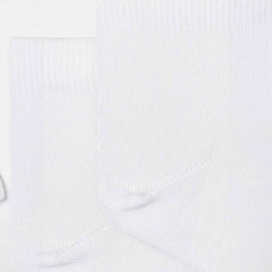 Jockey Unisex Solid Cotton, Nylon and Elastane Ankle Length Socks | White | 5 - 6 years