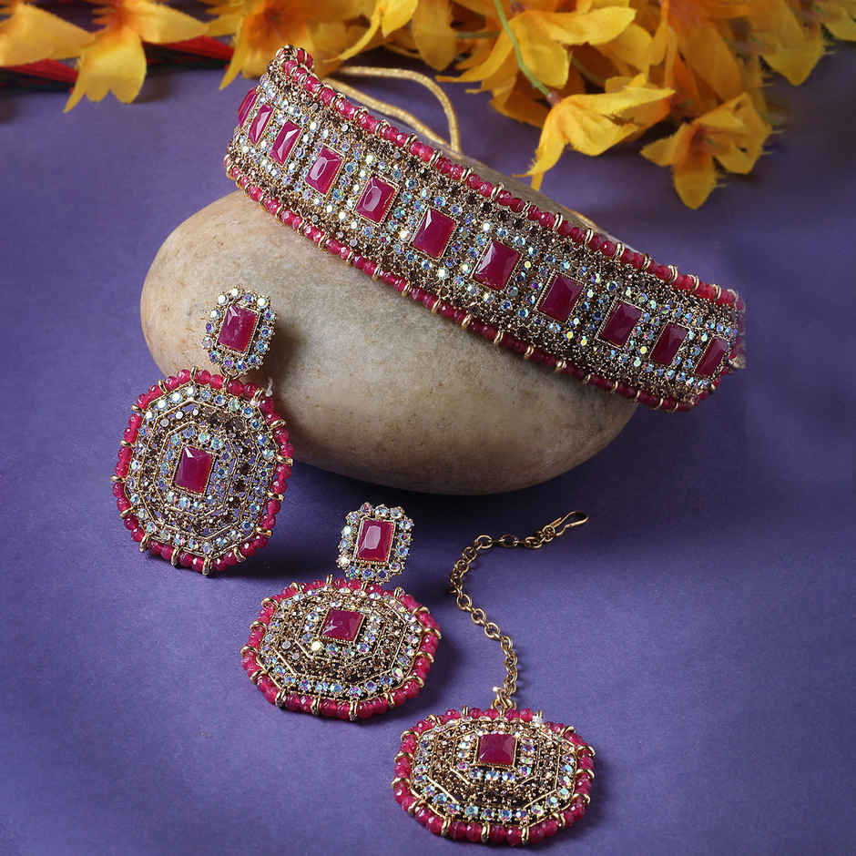 Sukkhi Inspiring Gold Plated Rani Pink Kundan & Beads Studded Collar Necklace Set
