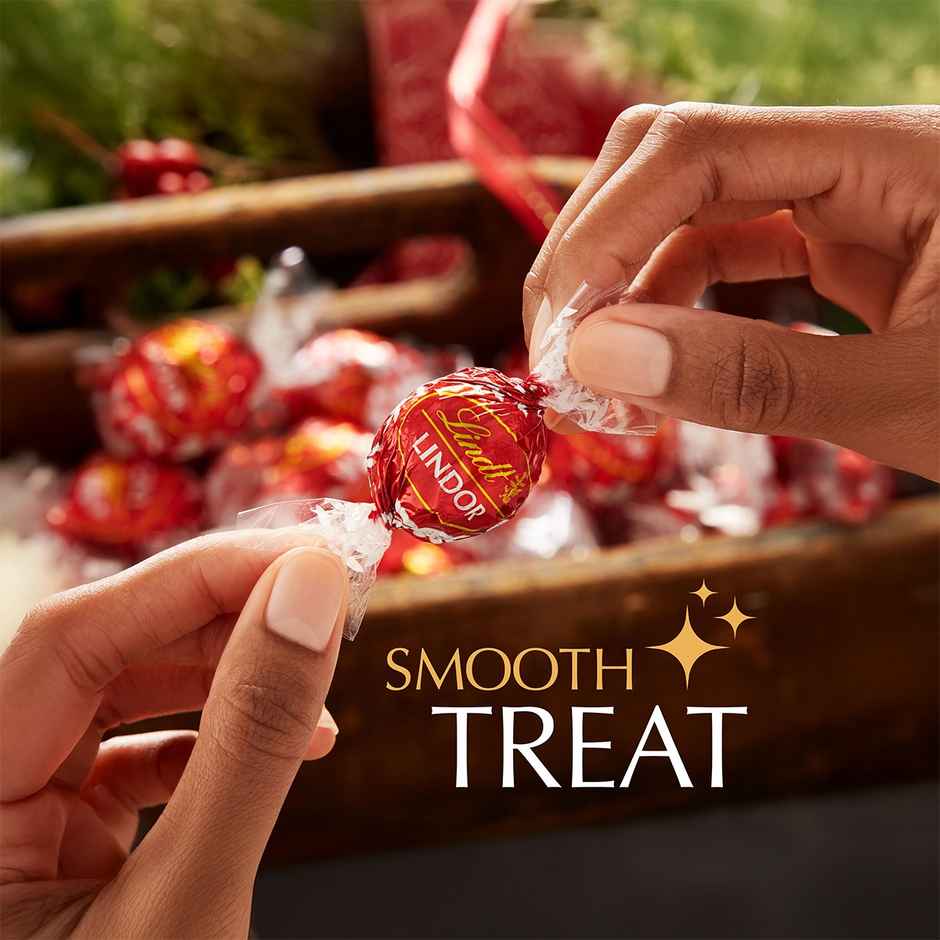 Lindt Lindor Milk Gift Box Combo