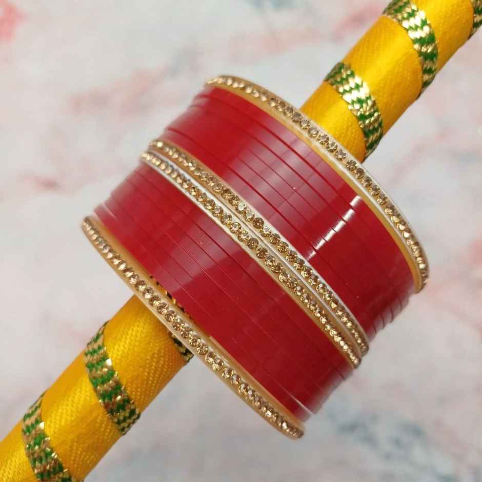 Traditional Red Bangles | Pack Of 12 | Size 2.4 | Gullak