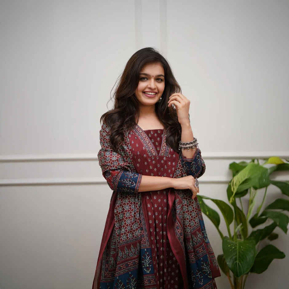 GoSriKi Women's Viscose Rayon Anarkali Printed Kurta with Pant & Dupatta | NAKULA | Wine - M