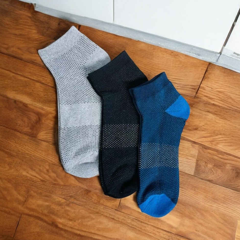Englo Men's Solid Cotton Mix Socks | Assorted - Free Size